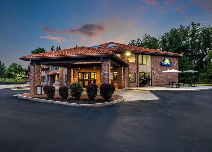 Days Inn By Wyndham Geneva/Finger Lakes